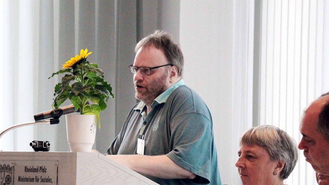 Foto: Hier hat mich die Kamera gerade mal bei einem Schulter-Tic erwischt.